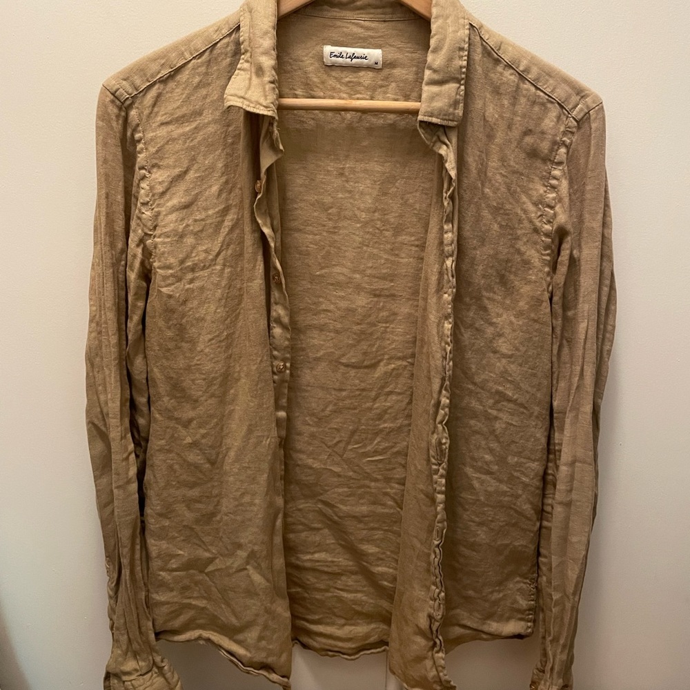 Men’s tan Emile Lafaurie medium linen button down shirt. Slim fit